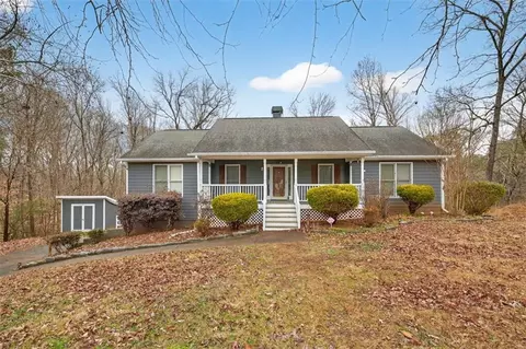 70 Kimball Ct, Douglasville, GA 30134