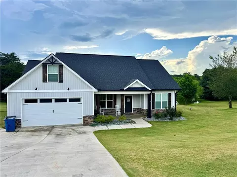 170 Willow Haven St SE, Calhoun, GA 30701