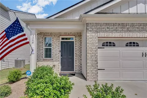 5568 Foxglove Way, Oakwood, GA 30566