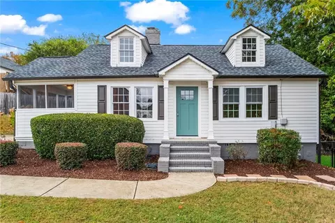 266 Crescent Cir SW, Marietta, GA 30064