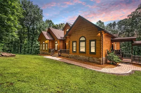 31 High Cliff Rd, Jasper, GA 30143