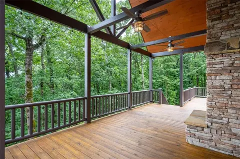 Exterior - 31 High Cliff Rd, Jasper, GA 30143 photo 4 of 9