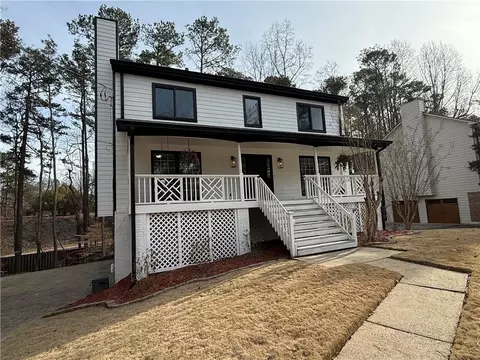285 Summerfield Dr, Alpharetta, GA 30022