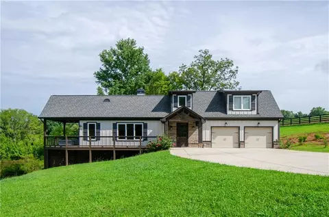 161 Hensley Ln, Hoschton, GA 30548