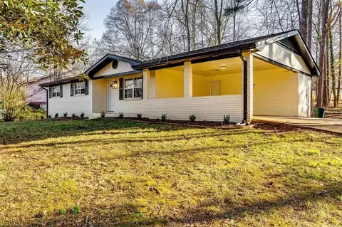 5156 Oakdale Ct, Douglasville, GA 30135