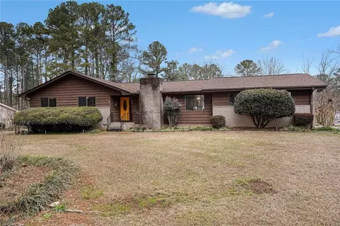 722 Mundys Mill Rd, Jonesboro, GA 30238