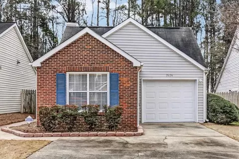 2636 Saint Charles Ln NW, Kennesaw, GA 30144