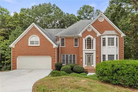 250 Shadowledge Ln, Roswell, GA 30076