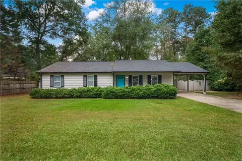 2758 Aruba Dr, Powder Springs, GA 30127