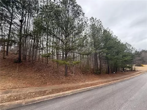 5138 Glen Forrest Dr, Flowery Branch, GA 30542