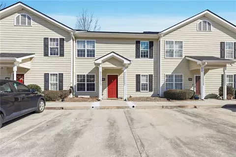 1195 Riverside Ter, Gainesville, GA 30501