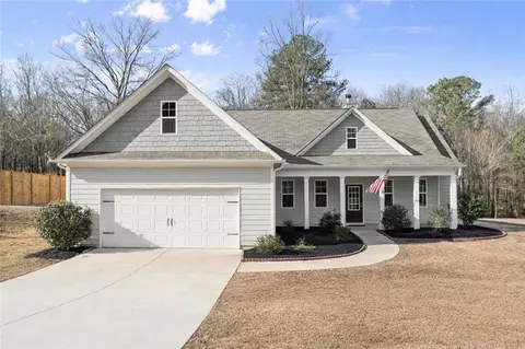 195 Cedar Dr, Pendergrass, GA 30567