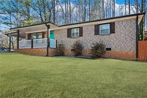 2062 Mulkey Rd SW, Marietta, GA 30008