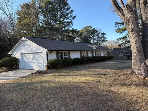 3081 Frankie Ln, Duluth, GA 30096
