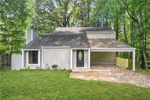 215 Carmichael Rd, Woodstock, GA 30189