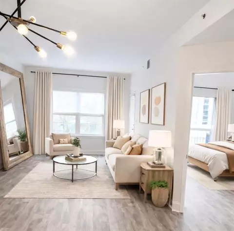 1074 Peachtree Walk NE #B322, Atlanta, GA 30309