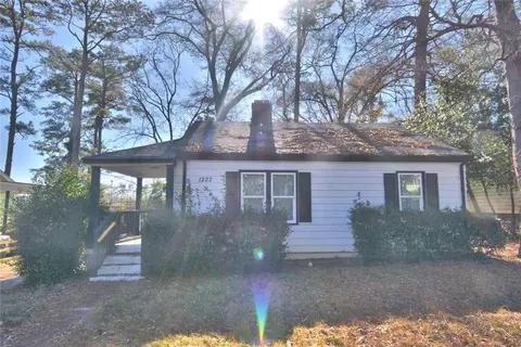 1222 E Forrest Ave, Atlanta, GA 30344