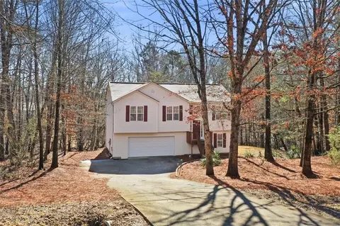 8675 Bayhill Dr, Gainesville, GA 30506