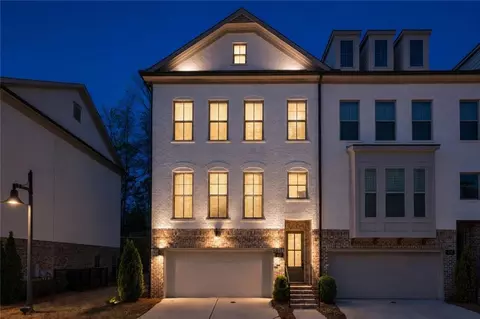 413 Bishop Ln, Woodstock, GA 30188