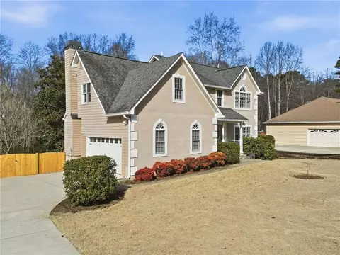30 Northfield Dr, Newnan, GA 30265