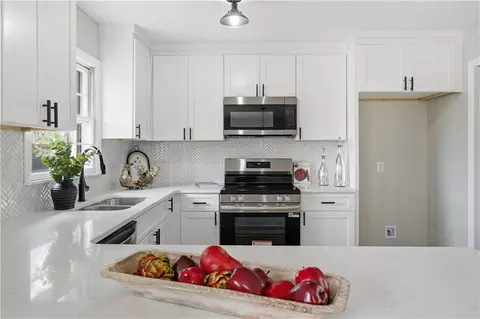 145 Sears Cir, Covington, GA 30016 photo 17