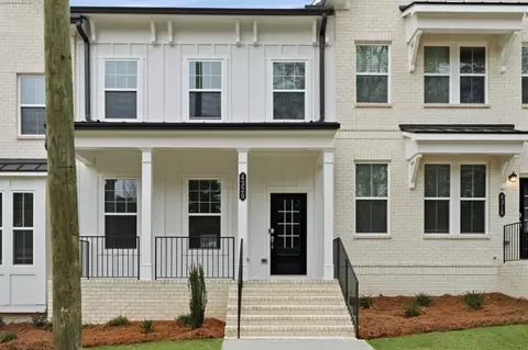 2515 Liberty Square Ct, Doraville, GA 30360