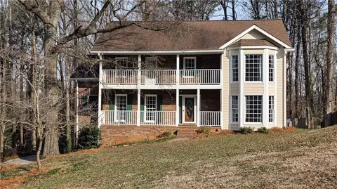 606 Copperfield Ln NW, Acworth, GA 30102
