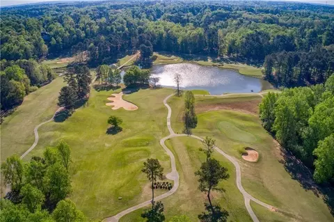 1050 Homestead Dr, Milton, GA 30004