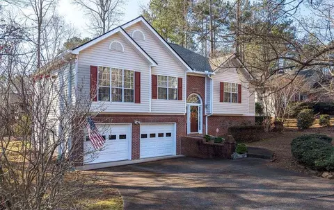 4135 Argonne Dr, Villa Rica, GA 30180