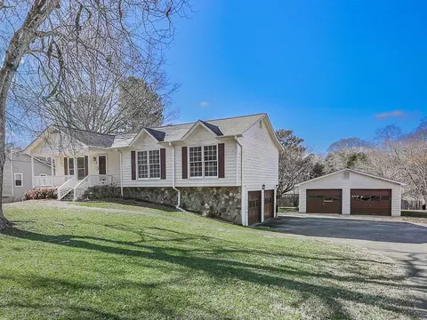 4860 Cove St, Acworth, GA 30101