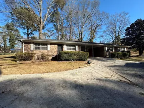 616 Fayetteville Rd, Jonesboro, GA 30236