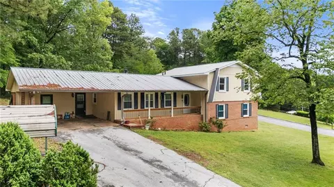 301 Briarwood Dr, Calhoun, GA 30701