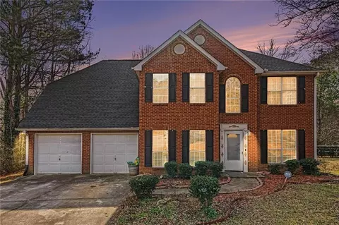 6577 Laurens Way, Stone Mountain, GA 30087