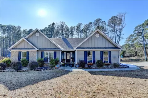 204 Lynn Rd, Bethlehem, GA 30620