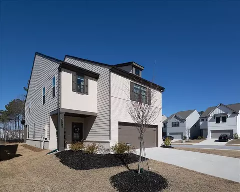 3291 Westgate Park Dr, Loganville, GA 30052