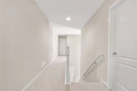 Entry Way - 1815 Alberta Ln, Winder, GA 30680 photo 2 of 3