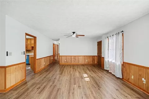 Living - 355 Heaton Rd, Covington, GA 30016 photo 2 of 4