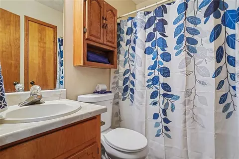 Bath - 355 Heaton Rd, Covington, GA 30016 photo 1 of 3