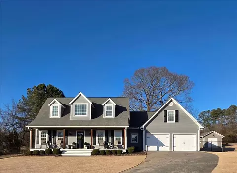 15 Bluegrass Cv NE, Cartersville, GA 30121