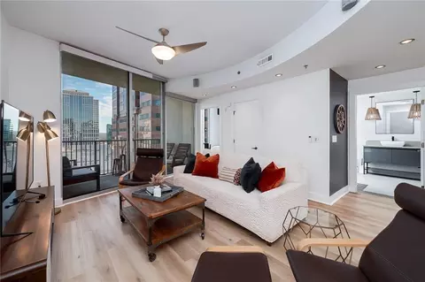 20 10th St NW #1402, Atlanta, GA 30309