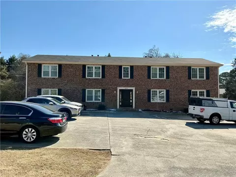 2604 Dorian Dr, Snellville, GA 30078