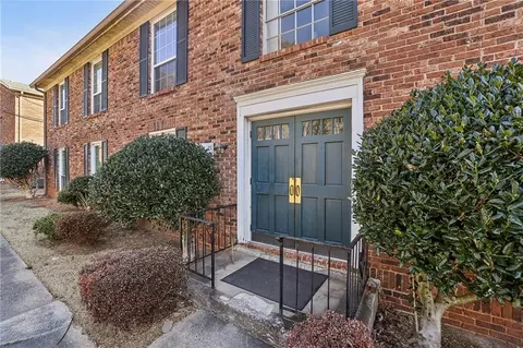 5544 Kingsport Dr NE #25, Atlanta, GA 30342