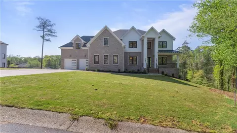 208 Indian Hills Trl, Marietta, GA 30068