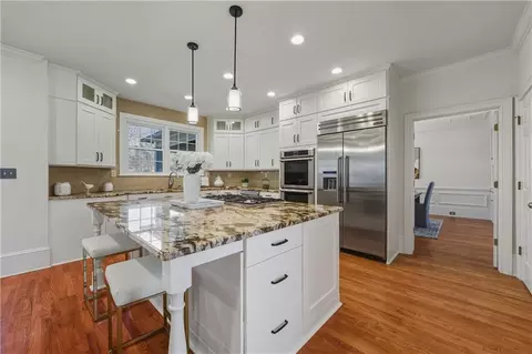 Kitchen - 195 Jupiter Hills Pt, Duluth, GA 30097 photo 2 of 5