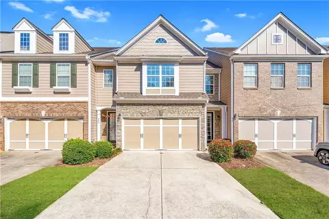 928 Pierce Ivy Ct, Lawrenceville, GA 30043