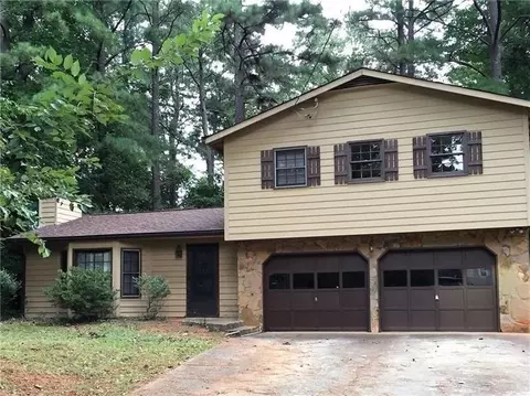 6859 Lakeview Ln, Doraville, GA 30360