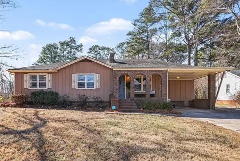 409 Cole Dr SW, Lilburn, GA 30047
