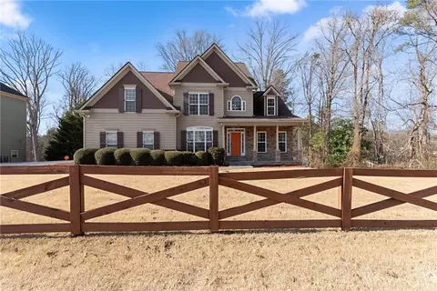 31 Cooper Lake Rd SW, Mableton, GA 30126