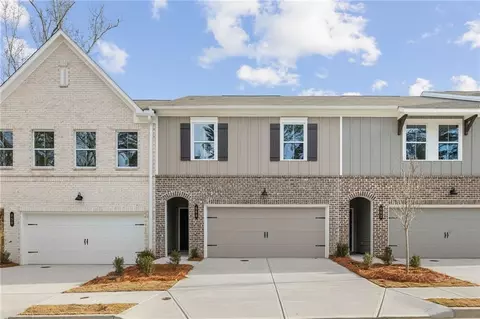 660 Sunstone Ln, Lawrenceville, GA 30043
