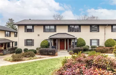 410 Candler Park Dr NE #H-7, Atlanta, GA 30307